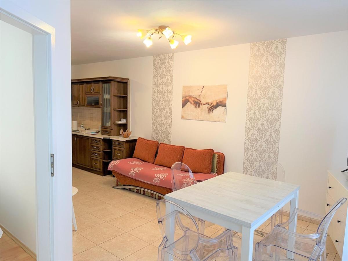 Apartament Reksor *
